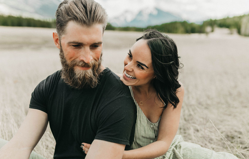 8 Tips for Your Perfect Engagement Session - Photographer Tips from Calgary and The Rockies - Kadie Hummel Photography - choosing outfits for engagement session, how to pick your outfits