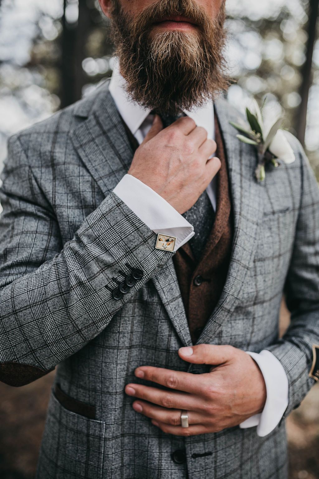 Looking Dapper: 10 Looks for the Modern Groom - on the Bronte Bride Blog, groom style, Calgary Wedding Inspiration Blog, patterned grey suit