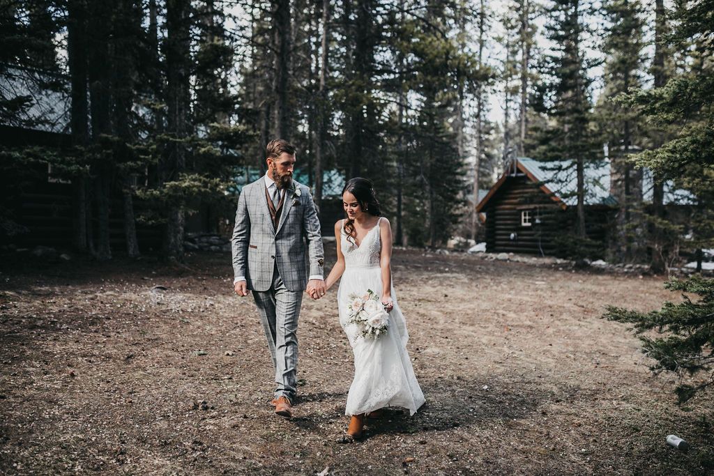 Looking Dapper: 10 Looks for the Modern Groom - on the Bronte Bride Blog, groom style, Calgary Wedding Inspiration Blog, outdoor wedding