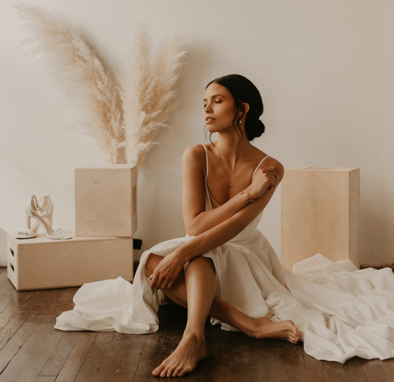 Bridal Minimalism Feature on Bronte Bride: Delica Bridal Shares All About New Bridal Trends & Dress Shopping During Covid, wedding dress shopping, boho bride