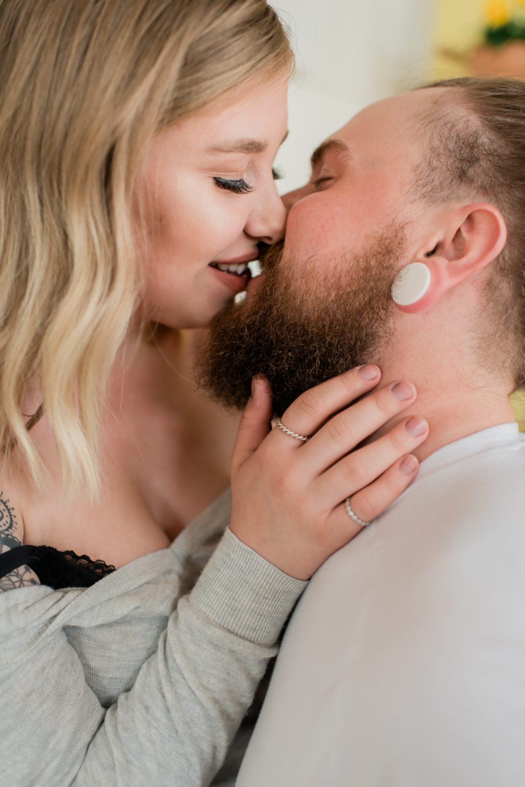 6 Tips All About Choosing Outfits For Your Engagement Session - Pro Tip from Kaity Body
