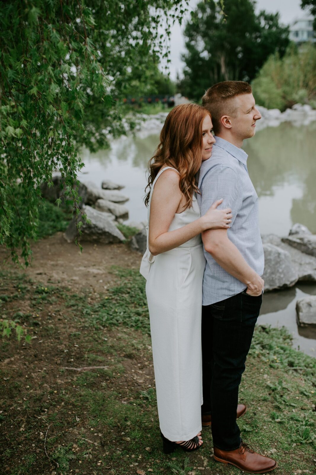 6 Tips All About Choosing Outfits For Your Engagement Session - Deanna Rachel featured on Bronte Bride