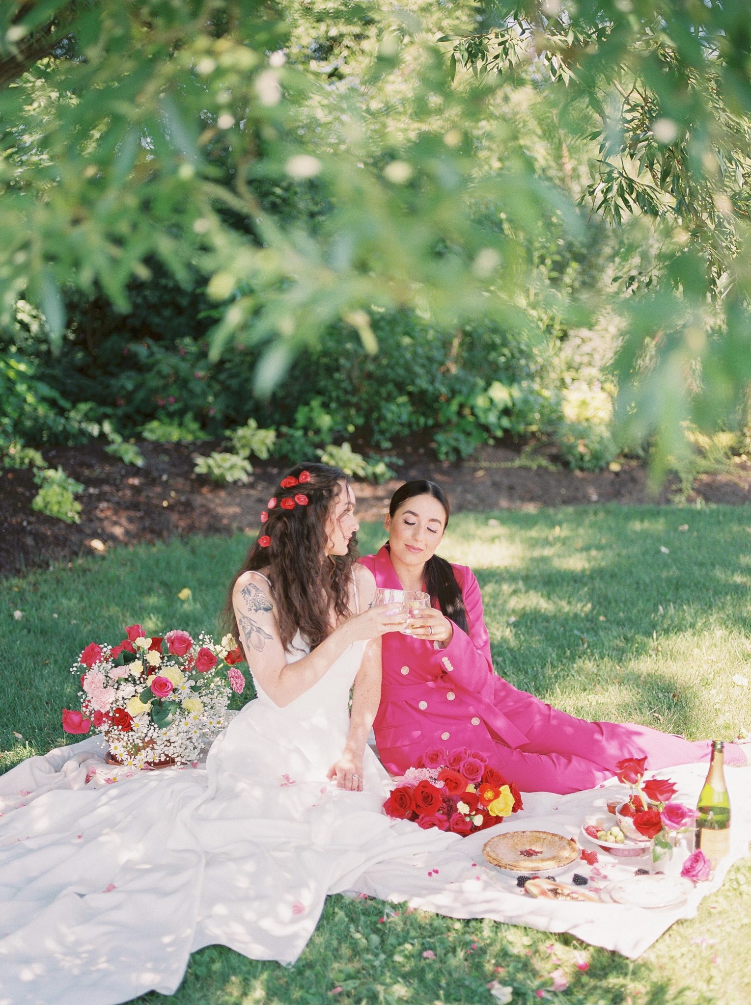 Hot Pink Perfection for this Picnic in the Park Valentine's Day Inspiration Featured by Brontë Bride, picnic inspiration, valentines day