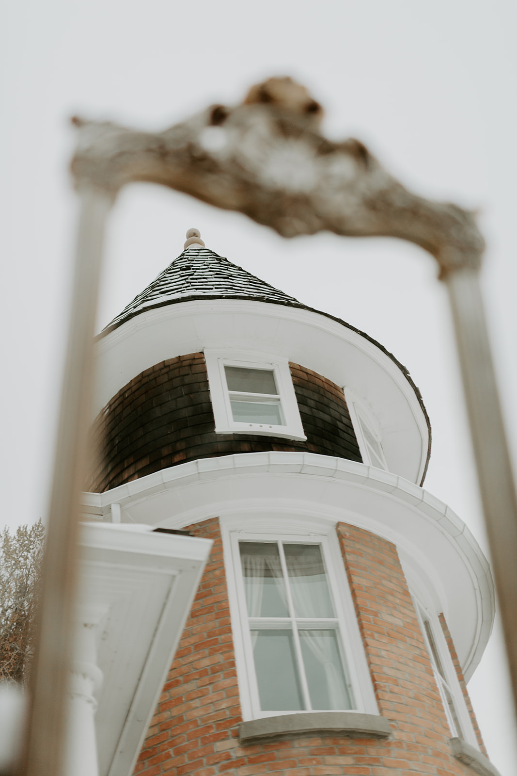 The Oracle at Conquist House // A Haunted Halloween Inspiration Shoot - Red Deer Inspiration Shoot featured on Bronte Bride