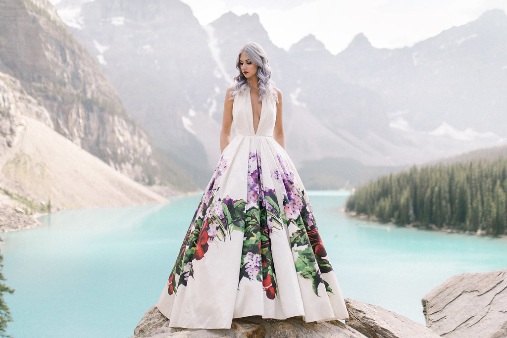 3 Beautiful Micro Weddings That Will Inspire You to Incorporate Bold Colour into Your Own Special Day