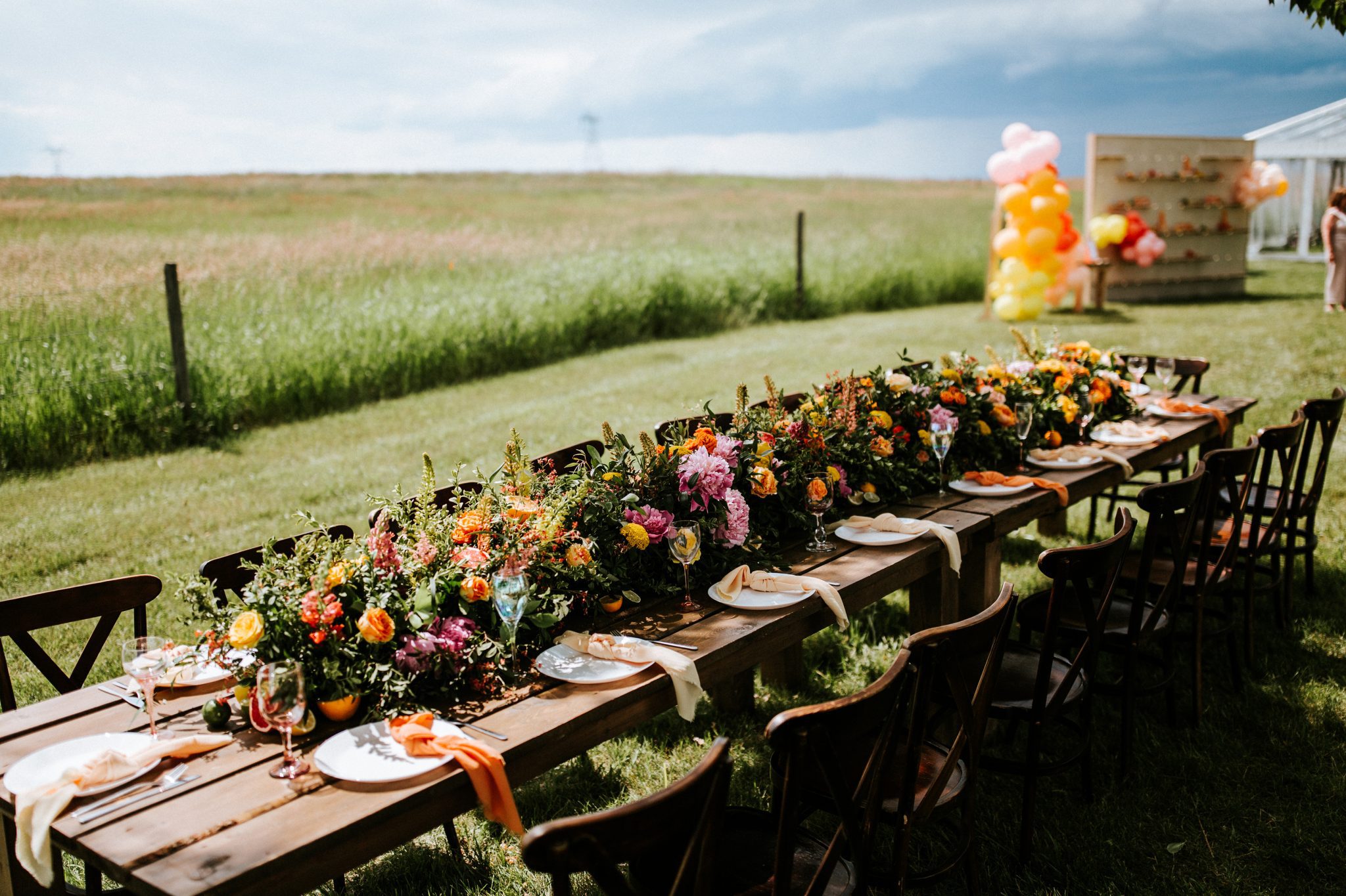 tablescape, bold florals, bridal shower inspiration, party ideas