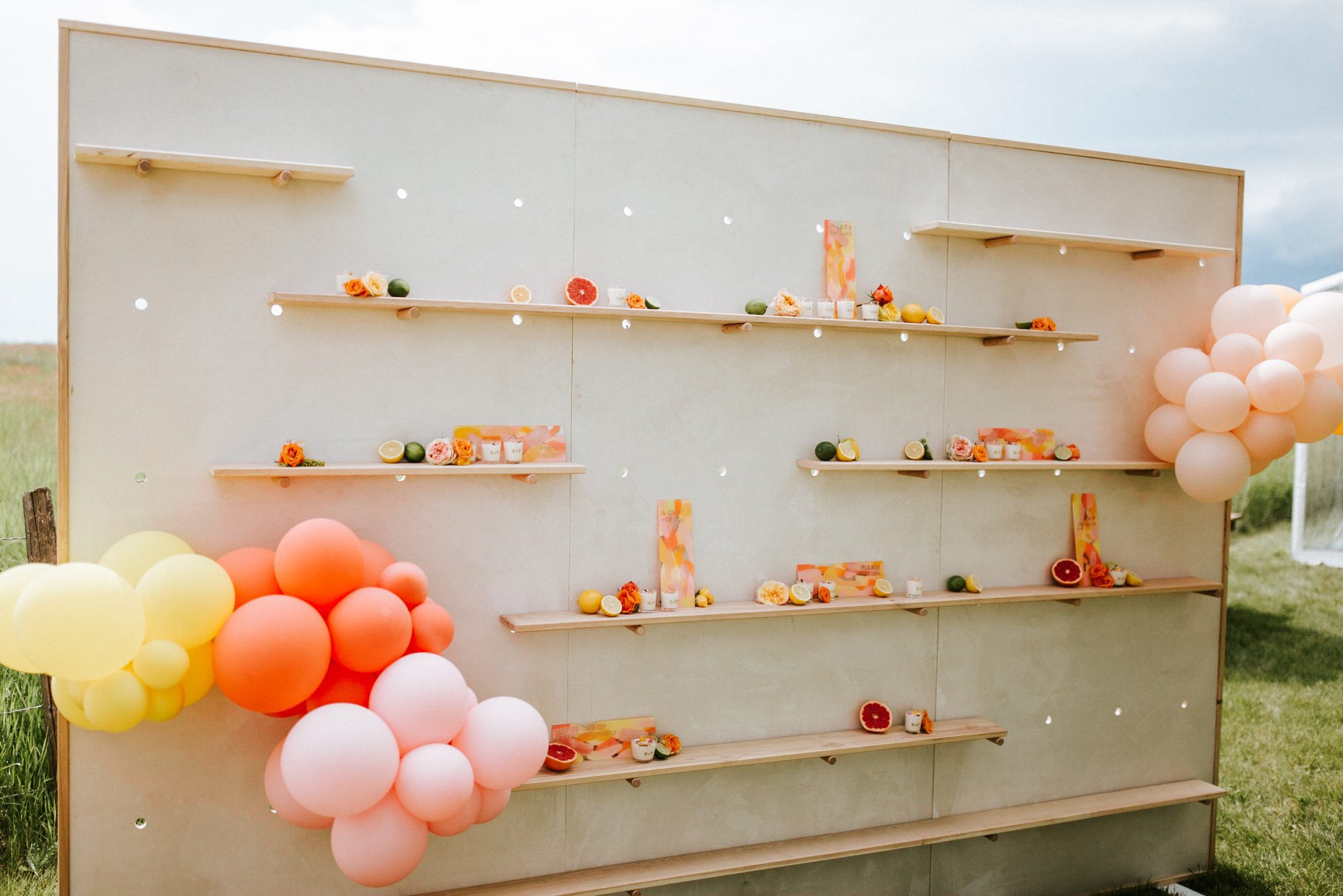 bridal party inspiration, decor wall, balloons, citrus
