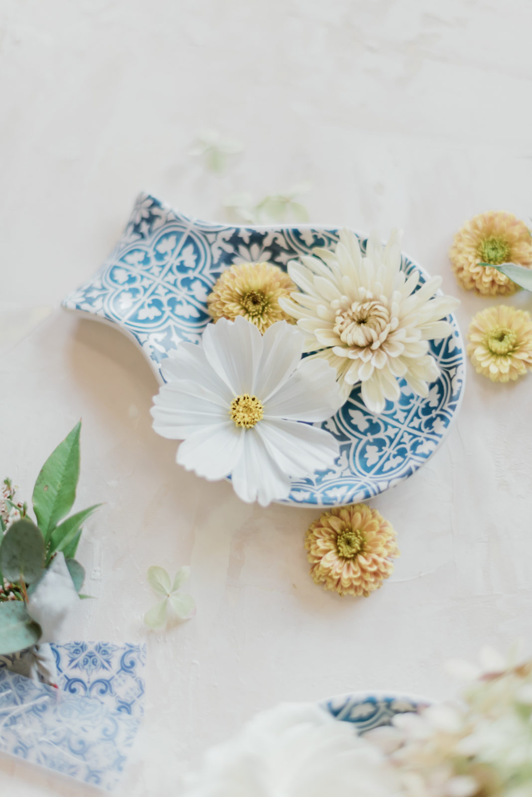 Pantone Colours of The Year In this Gorgeous Portugal-Inspired Wedding Editorial Featured by Brontë Bride, azure tiles, cosmo flowers