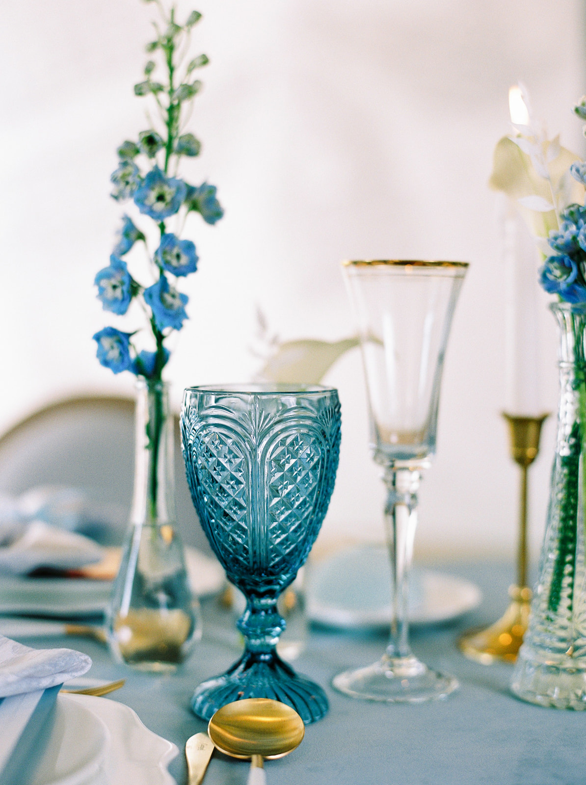 Parisian inspired wedding, blue wedding palette, tablescape