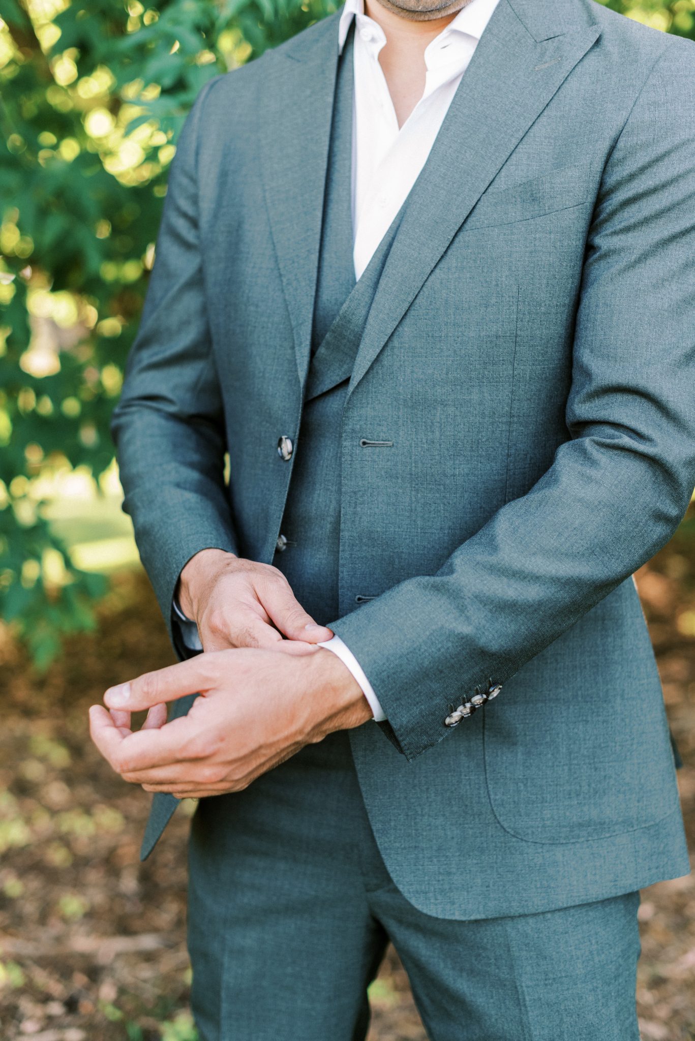 groom attire, groom suit