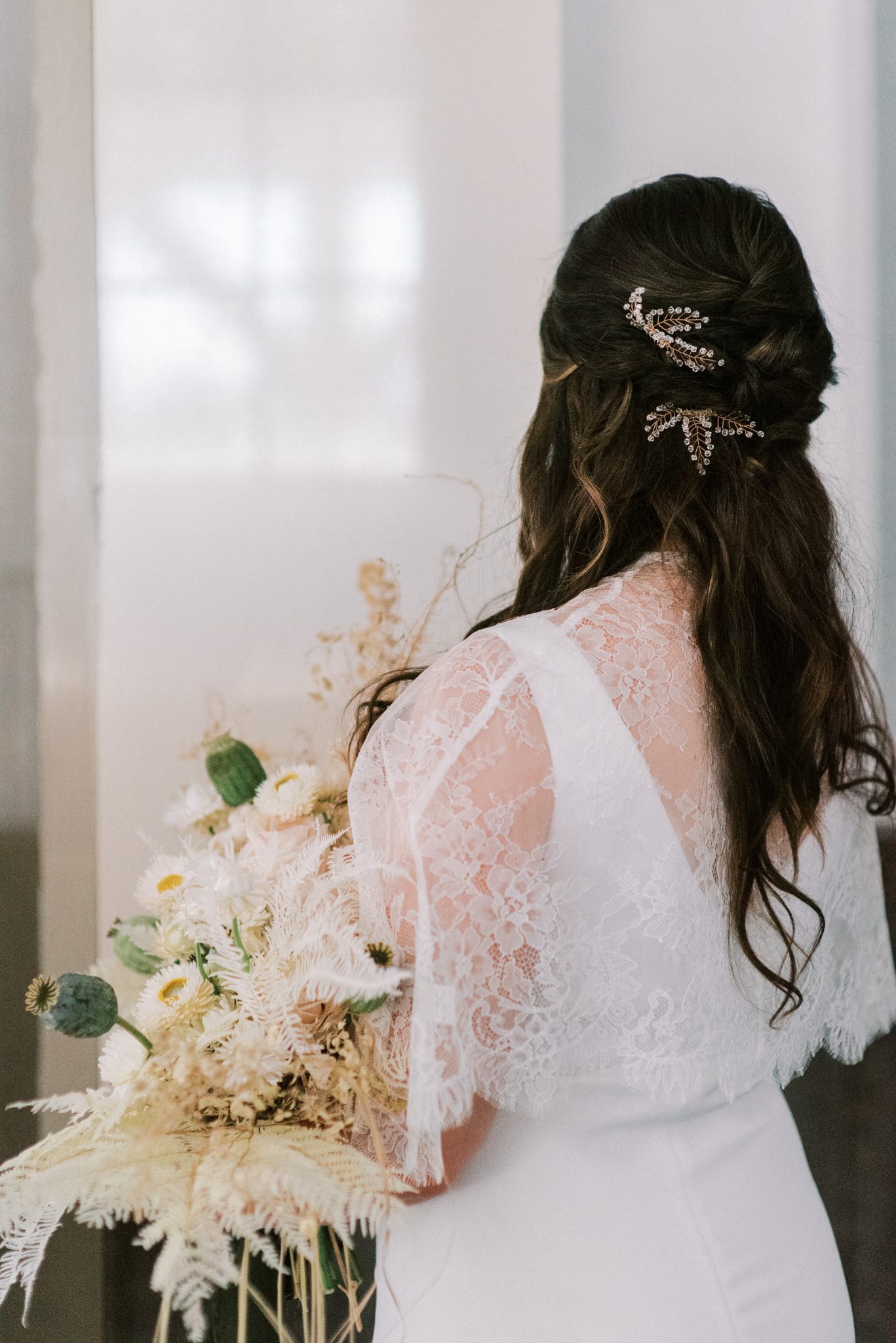 wedding hair, wedding dress, dried florals
