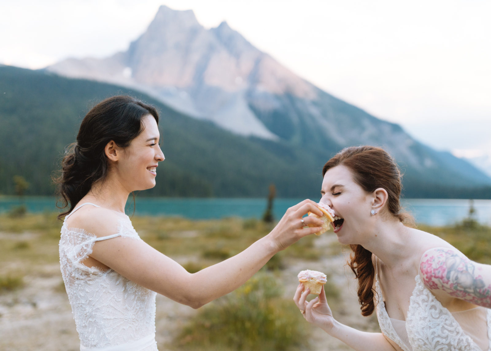 Newly weds cake smash with cupcakes for their Elopement in Yoho National Park