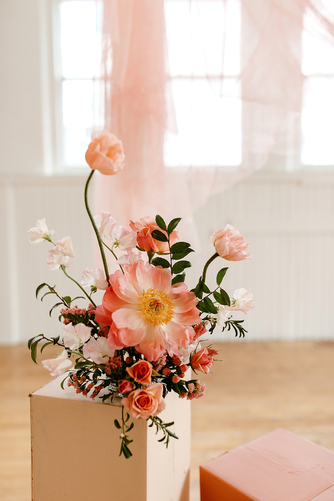 Citrus floral inspiration for a unique diy ceremony with painted cardboard boxes