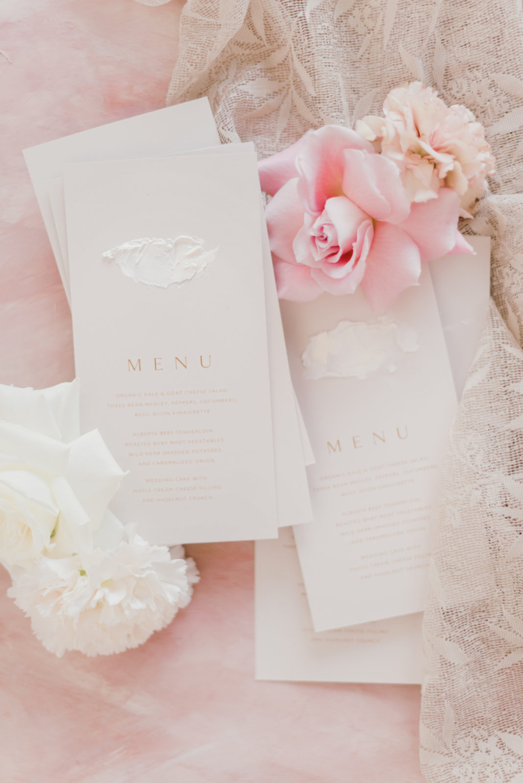 Pink and white wedding menu inspiration for a romantic and feminine wedding style