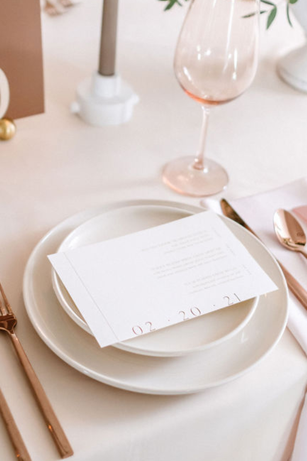 White and pink modern wedding menus