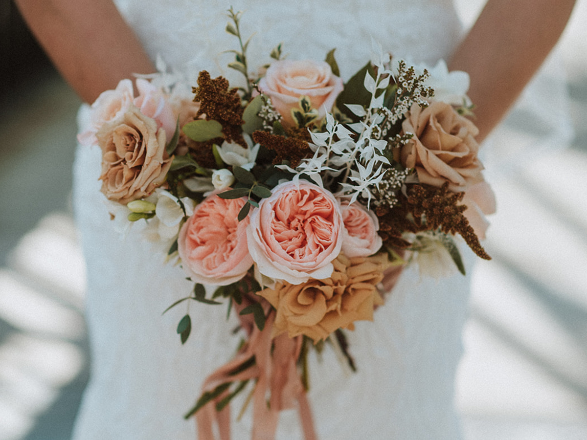 Bouquet Inspiration for the Boho Bride: 16 Dried, Earthy and Wild Bouquets Featured by Brontë Bride