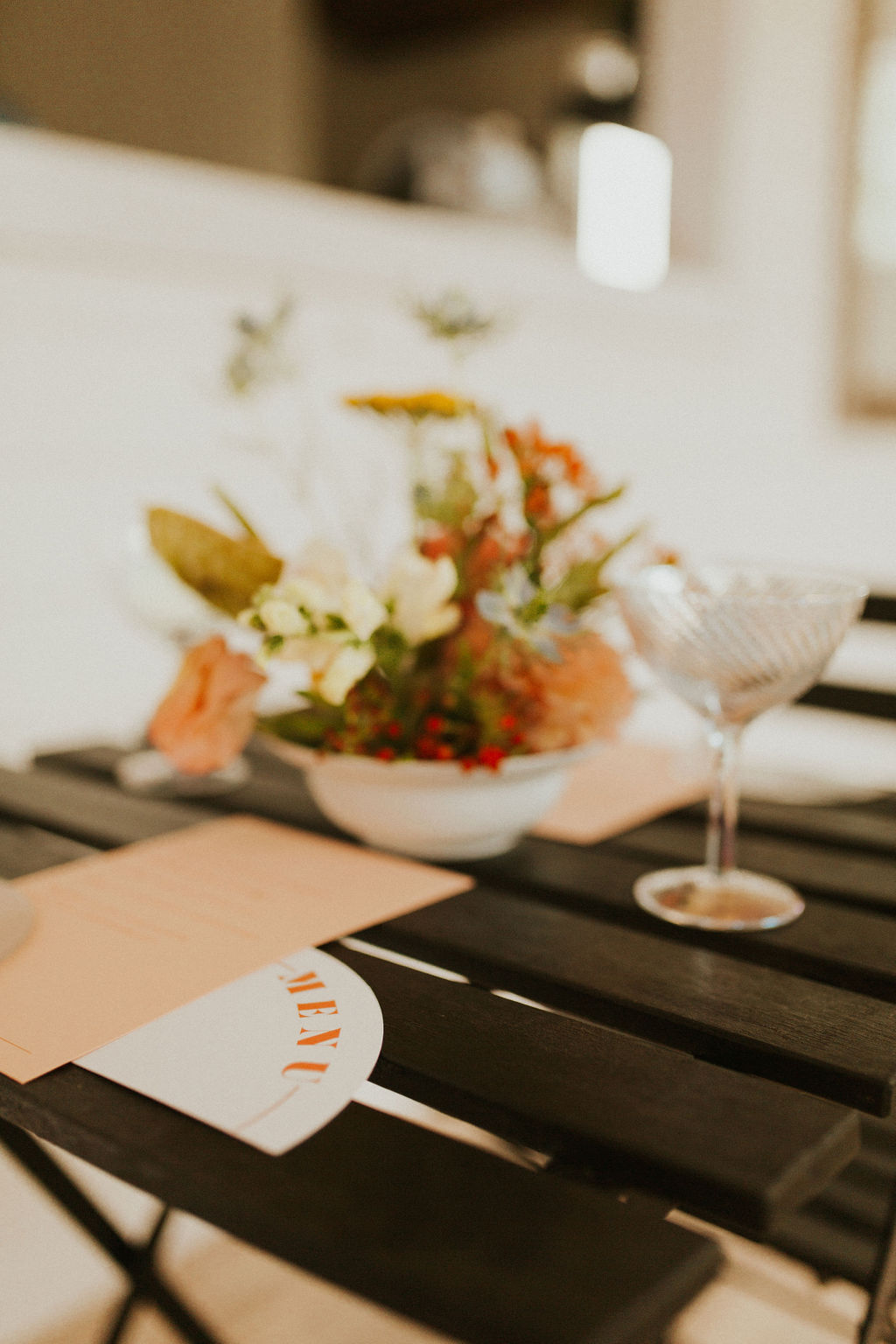 Tangerine wedding inspiration for a summer wedding with an outdoor tablescape