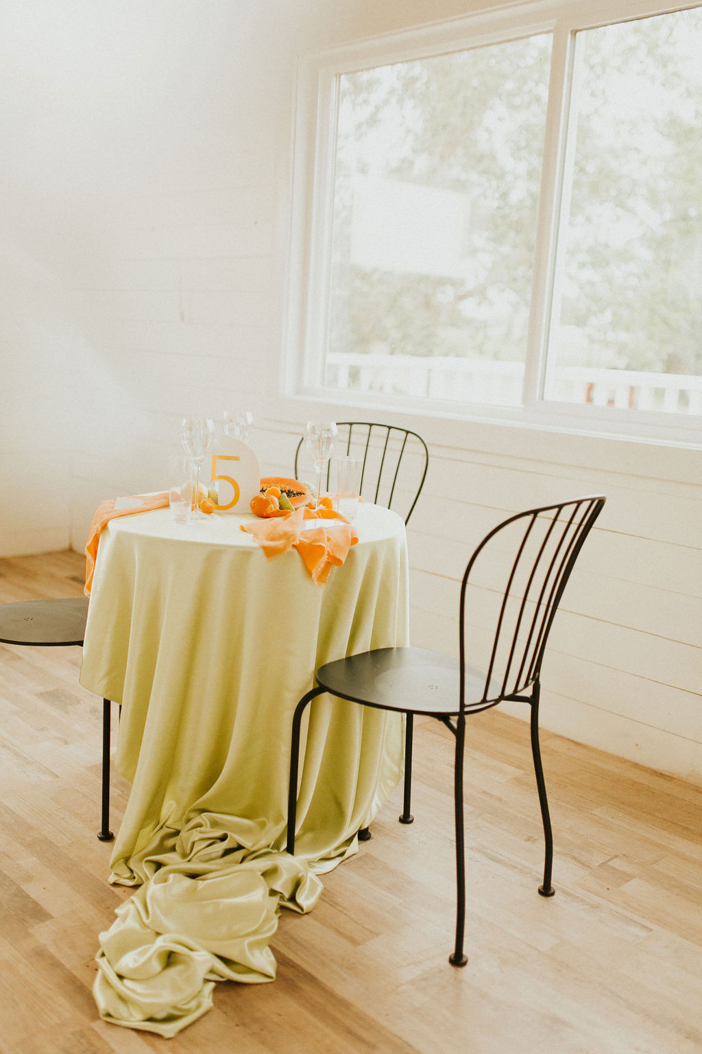 Farmhouse inspired wedding reception decor for tangerine wedding inspiration