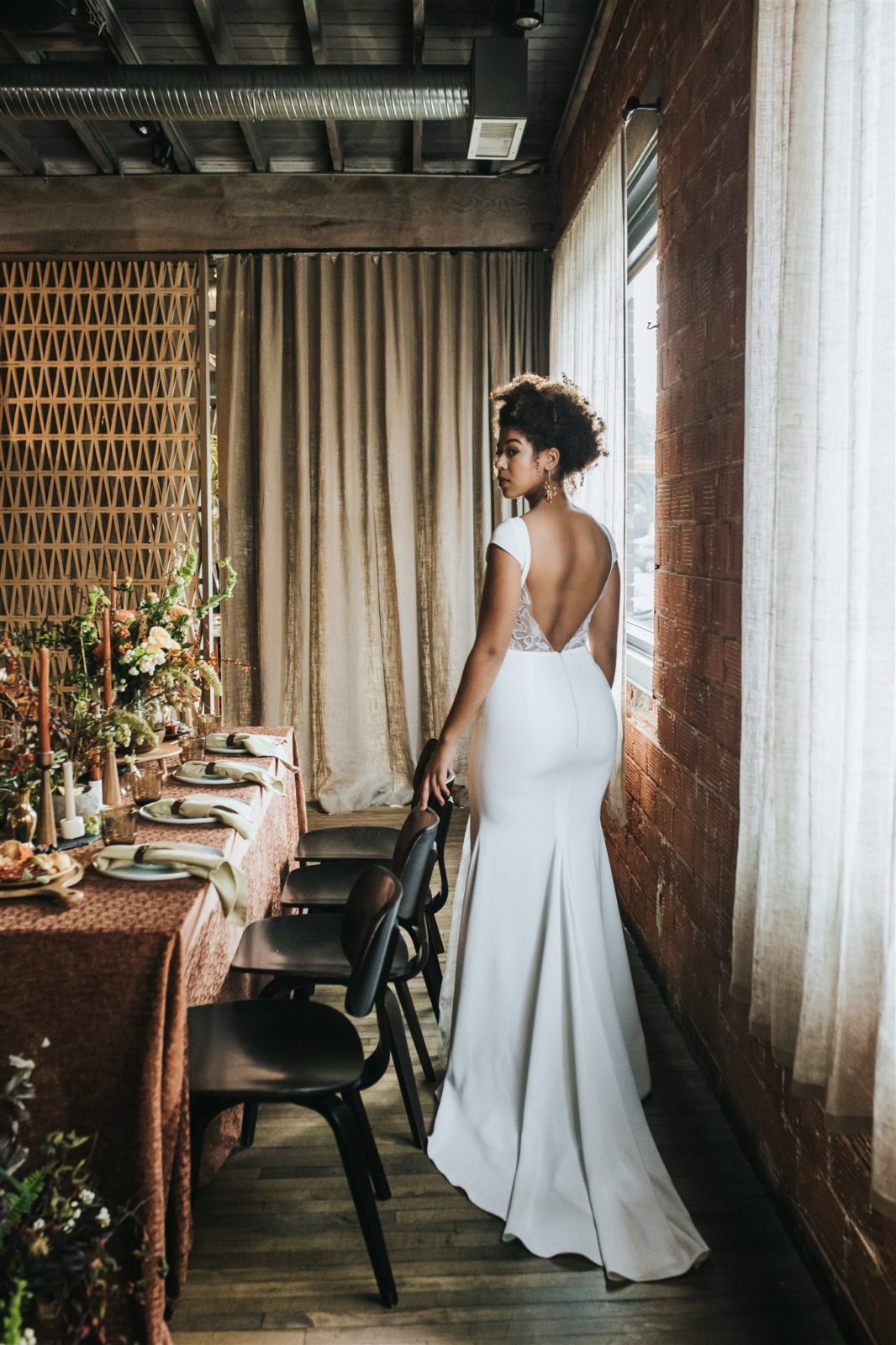 Fall inspired wedding colour palette for an earthy and moody bridal editorial at Bridgette Bar in Calgary Alberta