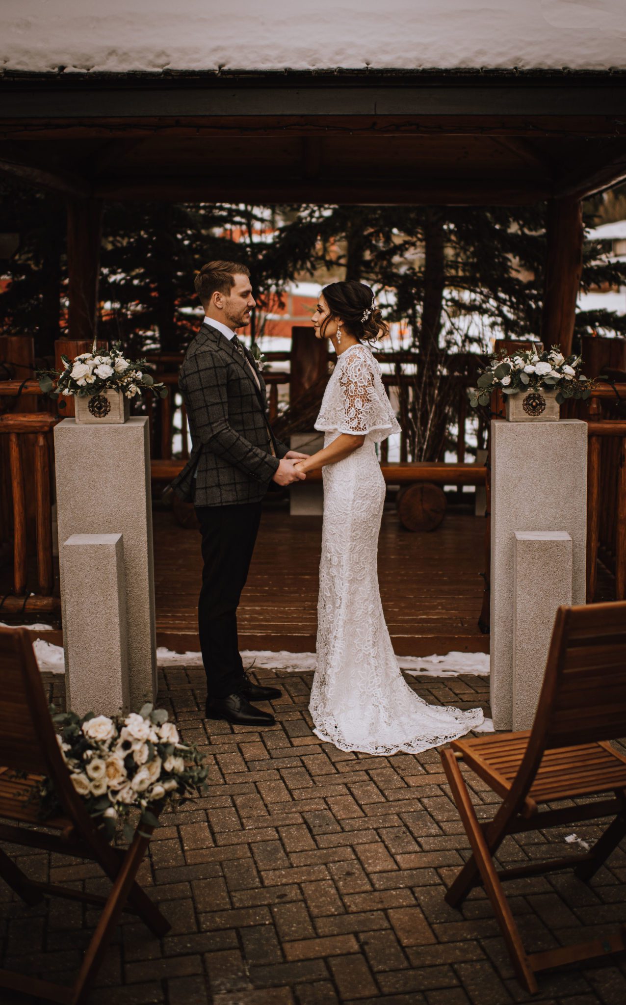 Intimate winter wedding ceremony at A Bear and Bison Inn