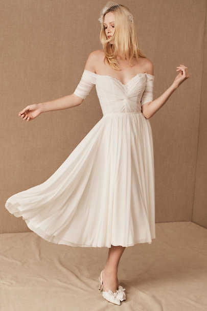 Flowy tea length wedding dress perfect for a courthouse wedding or civil ceremony