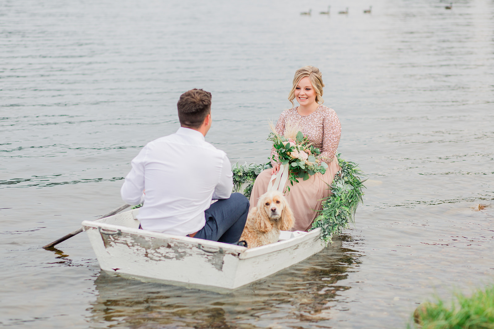 Rowboat and greenery wedding inspiration for those eloping lakeside