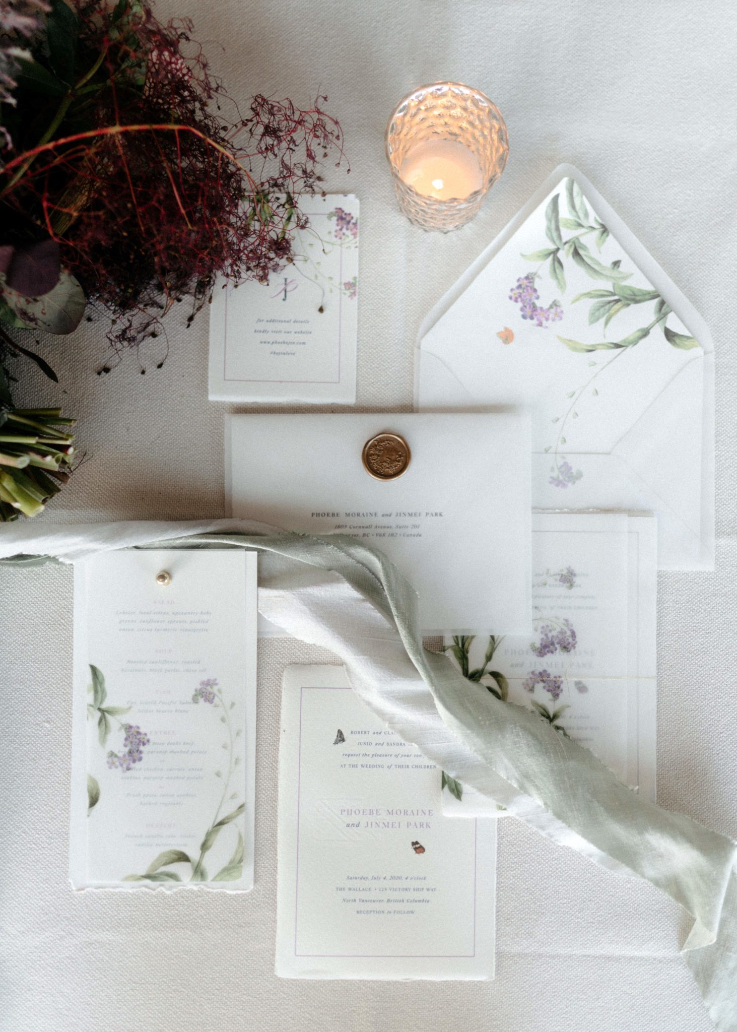 Classic and romantic flower inspired wedding stationery