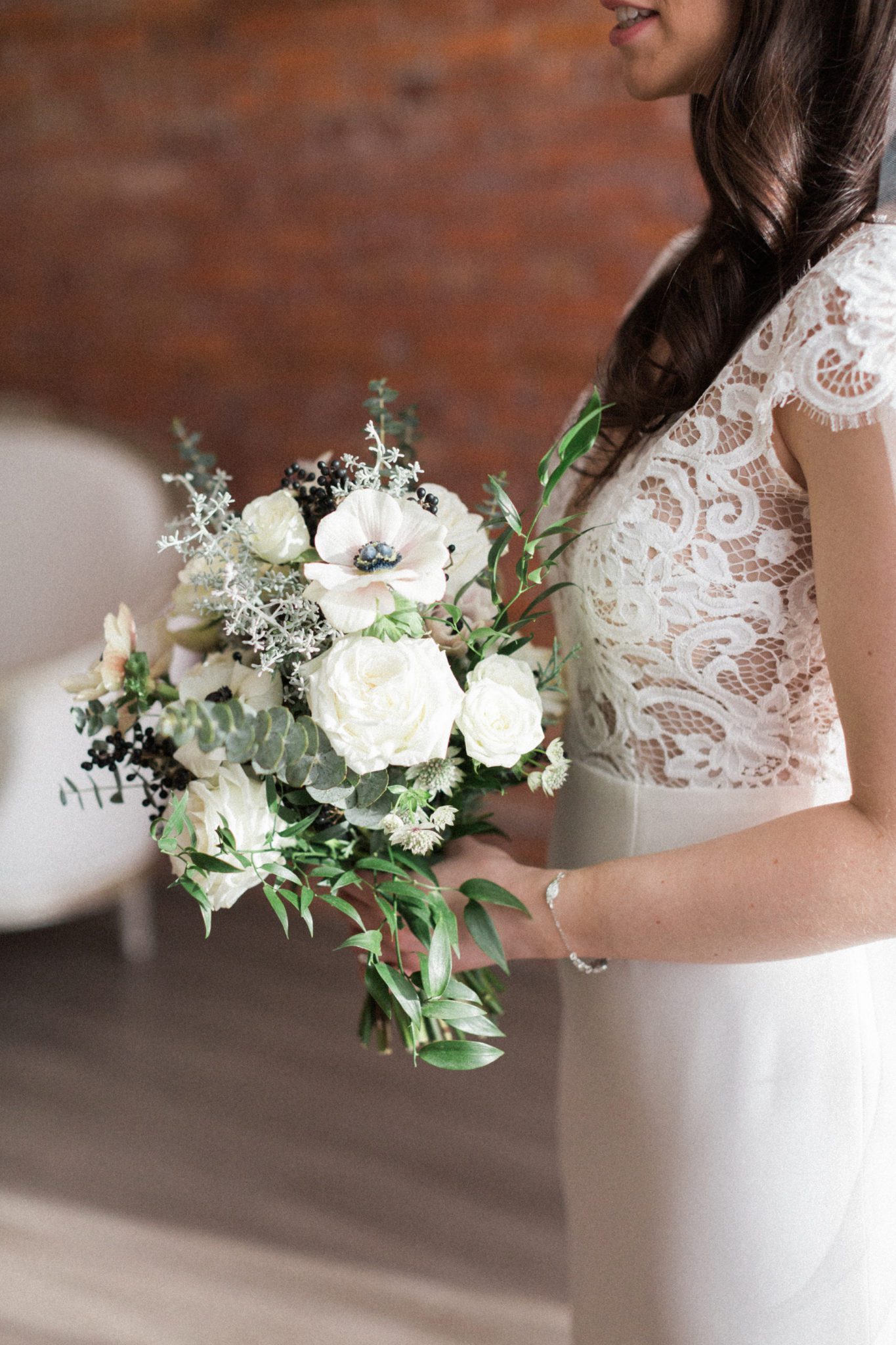 Monochromatic bridal bouquet