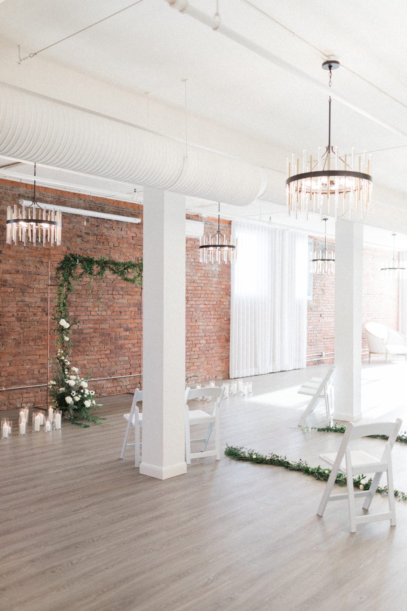 Monochromatic wedding decor inspiration for a minimony at Venue 308