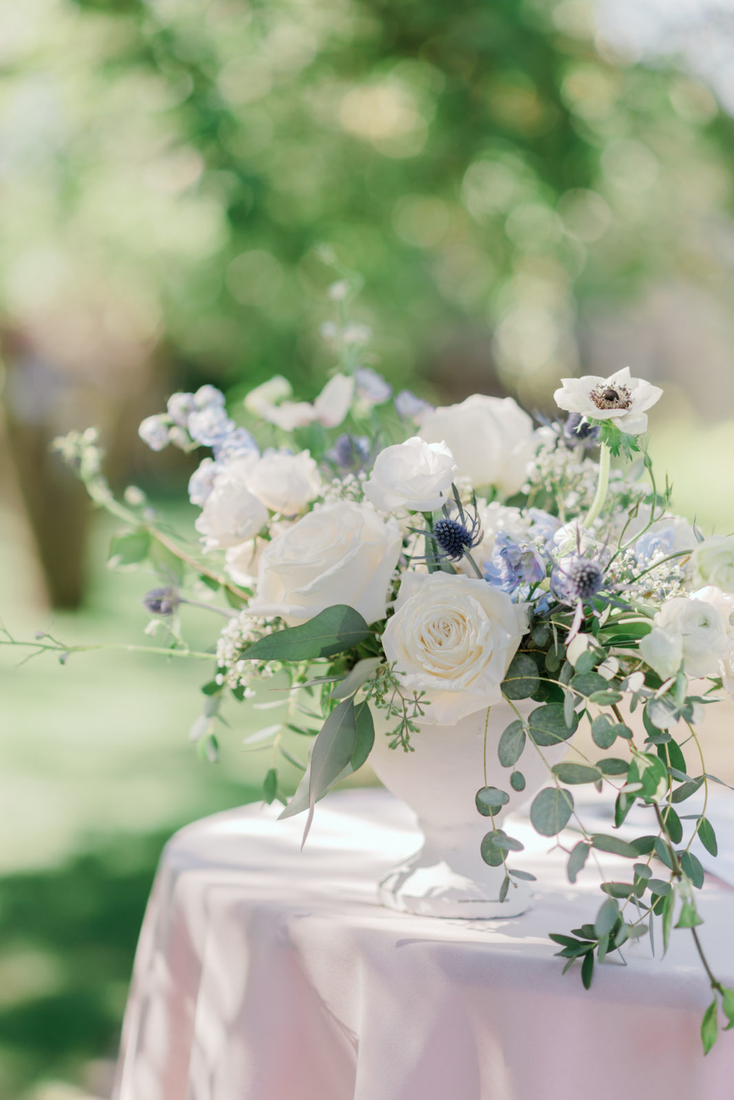 Timeless fine art wedding inspiration with blue and white flowers