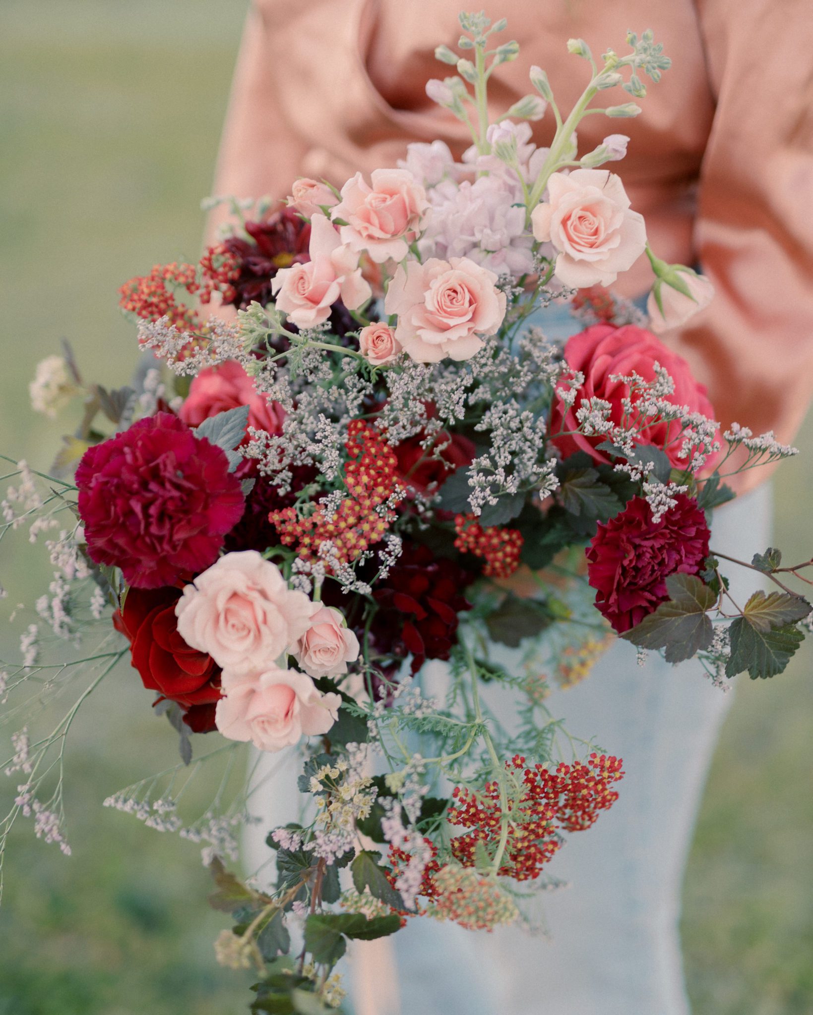 Blush, pink and berry fresh floral bouquet inspiration