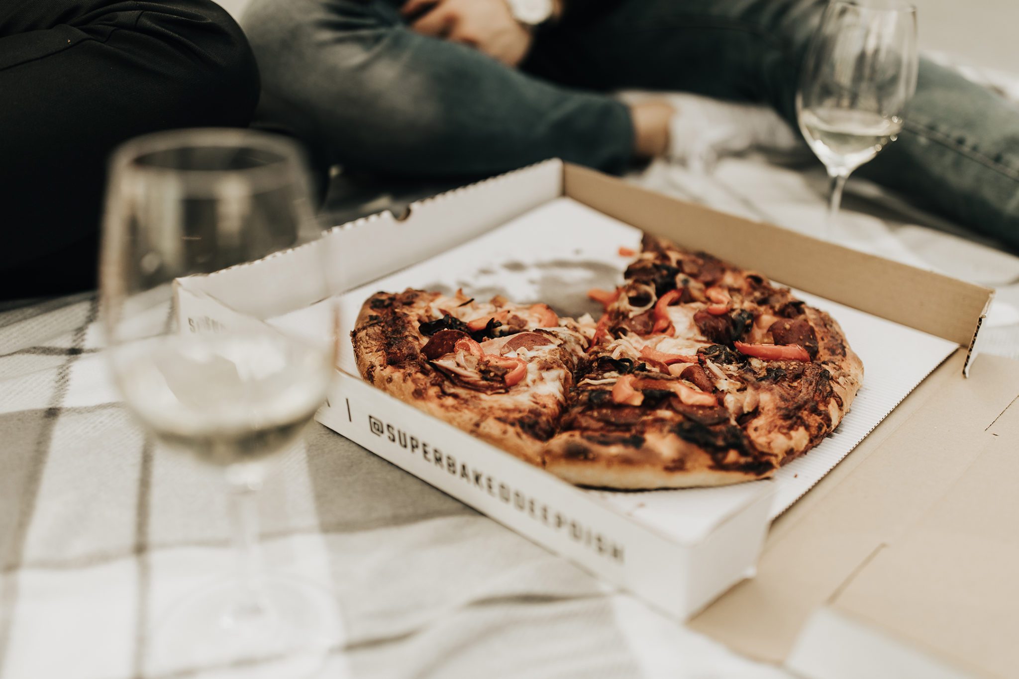 Have pizza at your engagement session