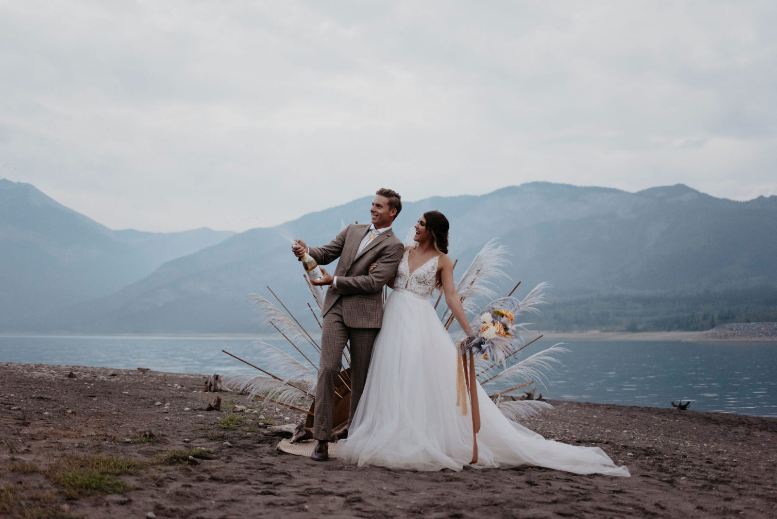 Champagne pop for boho mountain elopement