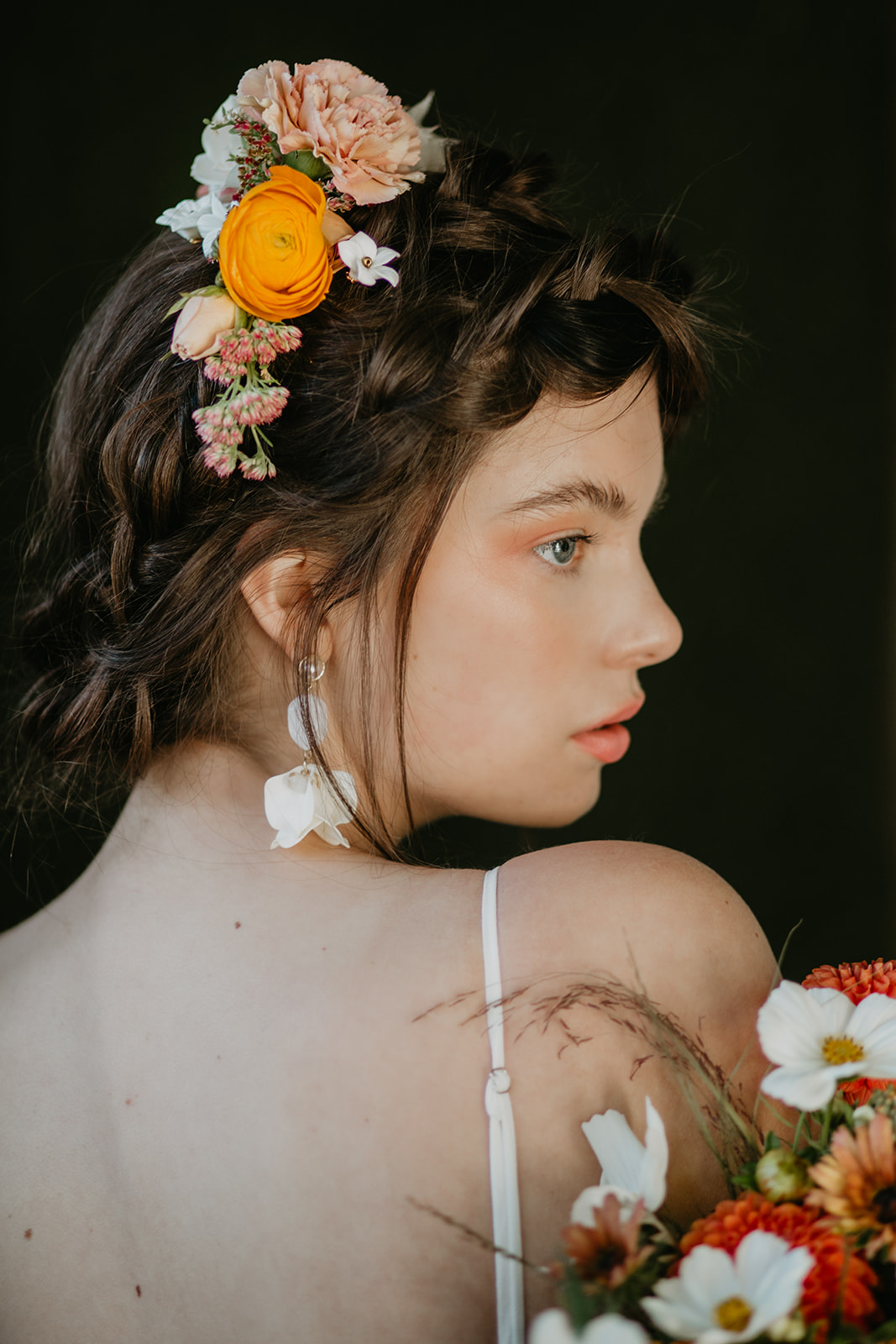 Flower crown for October wedding inspiration