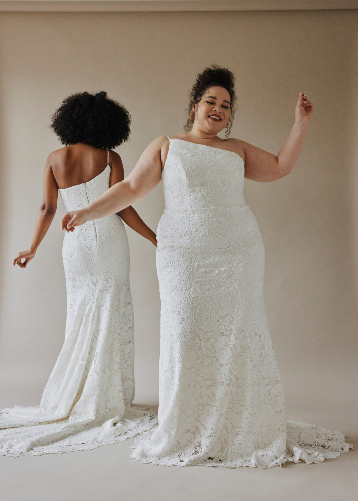 2022 Bridal Collections From Laudae, Aesling and Truvelle Showcase Chic Silhouettes and Size Inclusivity Featured by Brontë Bride