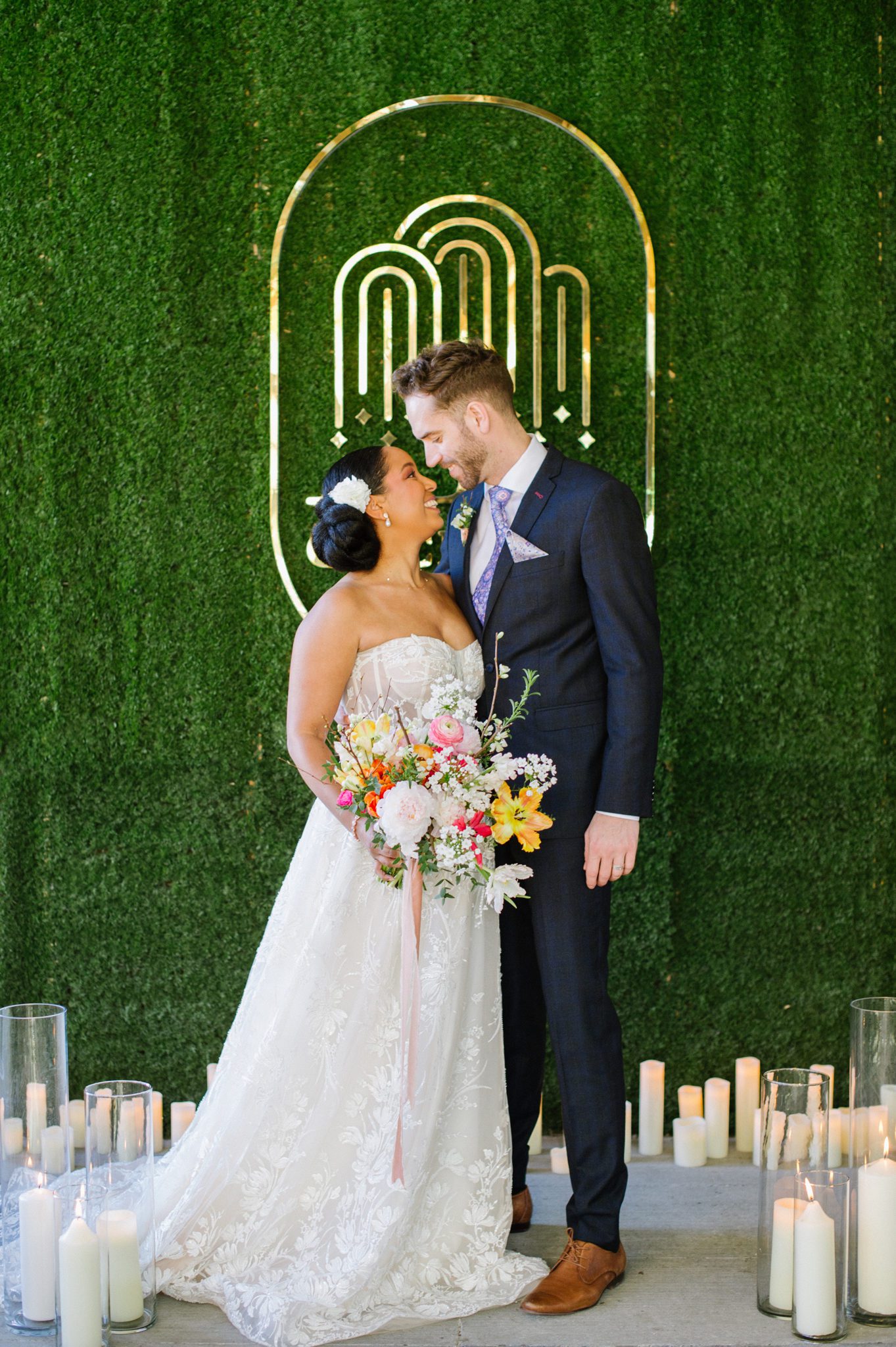 Tropical inspired wedding at Orchard Restaurant in Calgary