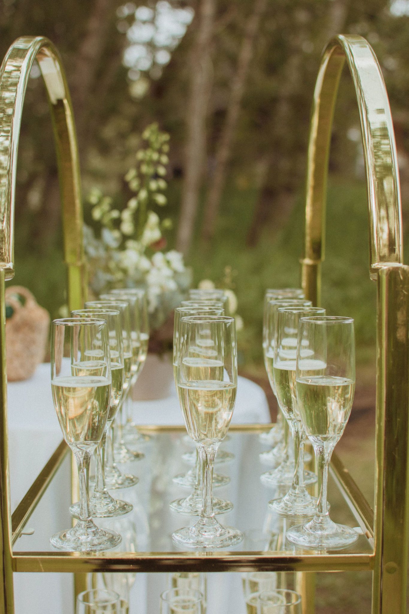 Champagne cart for outdoor summer wedding refreshment, Beverage ideas for wedding guests