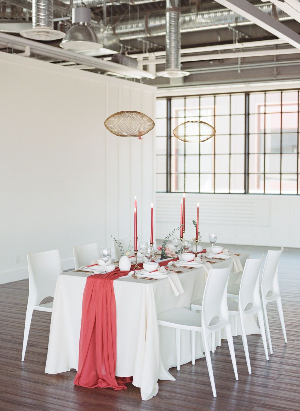 White and Red Modern Tablescape with Asian inspired decor and bold modern accents.