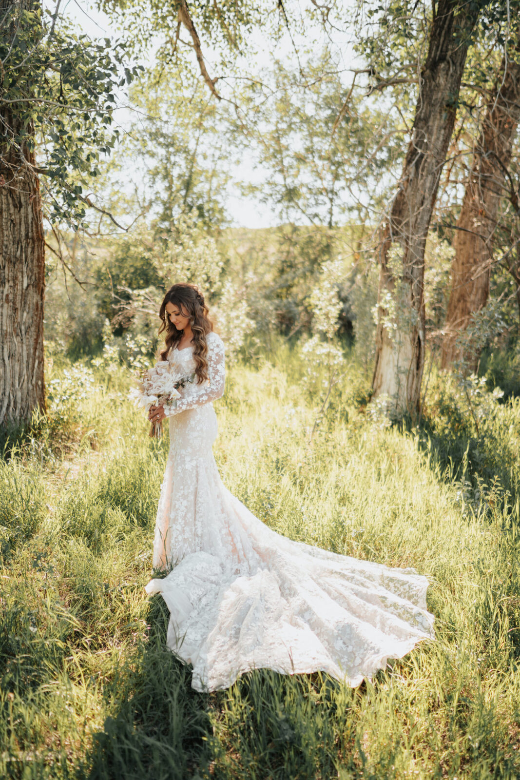 outdoor bridal portraits in Southern Alberta