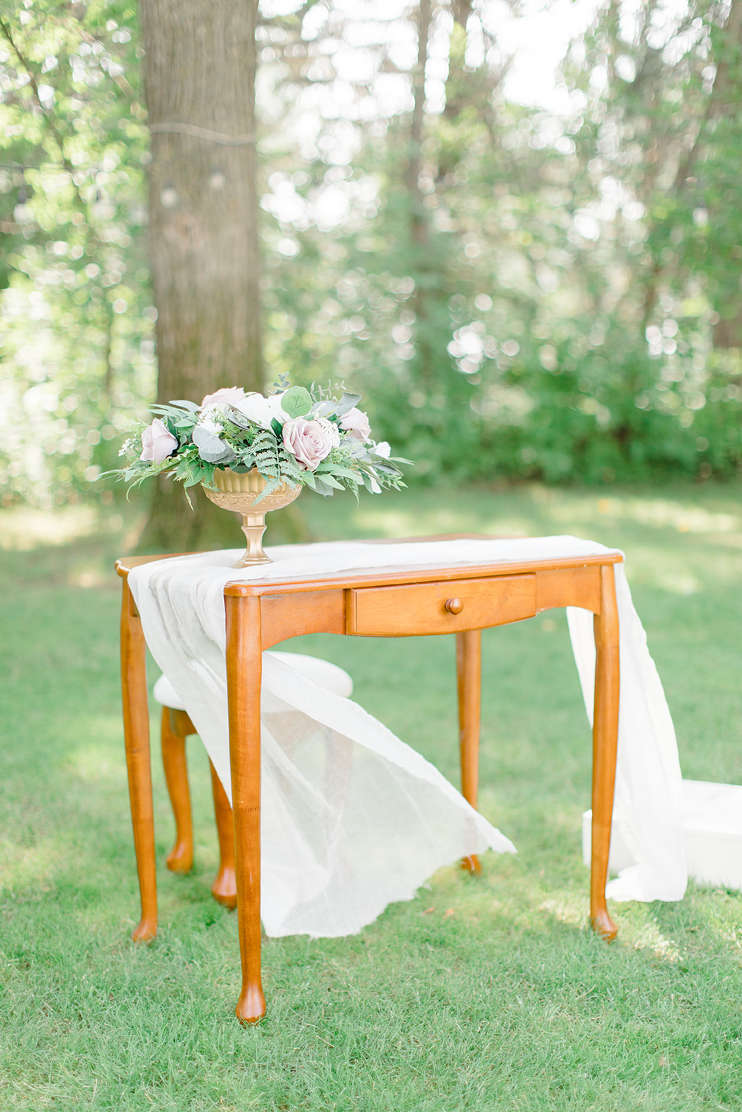 Outdoor wedding setup, outdoor summer wedding, estate wedding inspiration