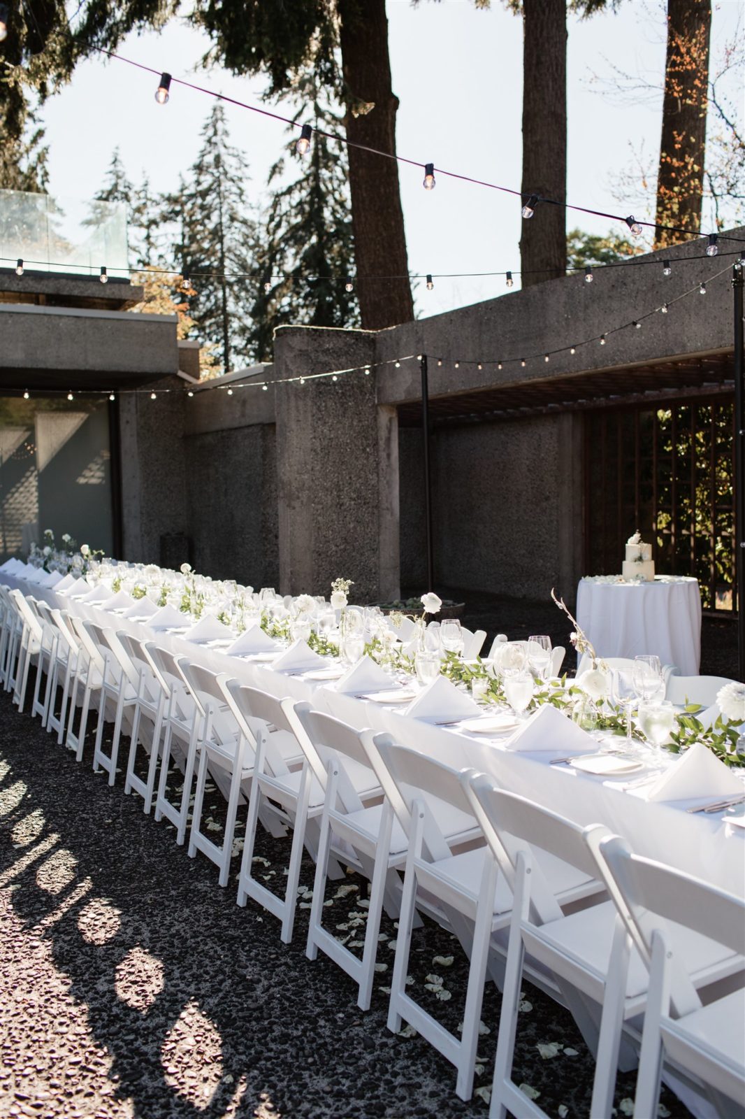 outdoor wedding reception, outdoor ceremony inspiration, outdoor dinner, green black and white wedding colour palette