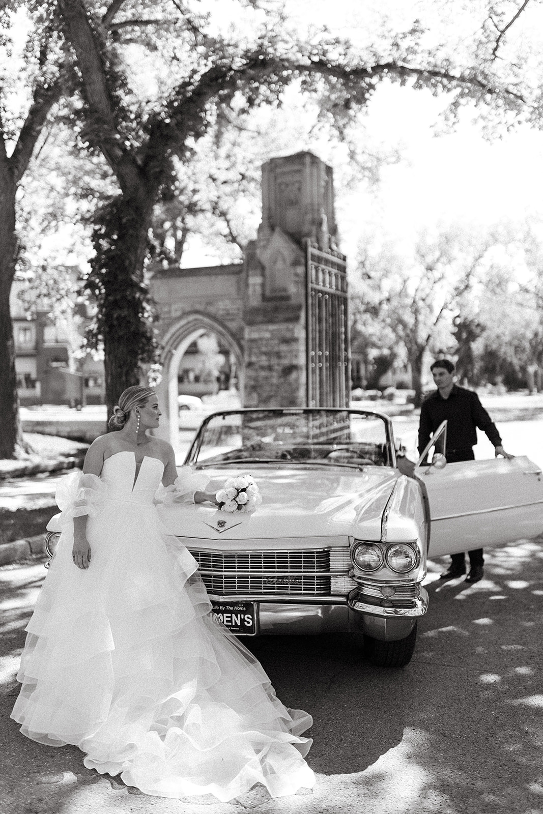 Vintage meets modern, baroque-inspired, chic bridal style, on-trend bridal portraits, wedding portrait inspiration, vintage car, historic architecture, black and white photos