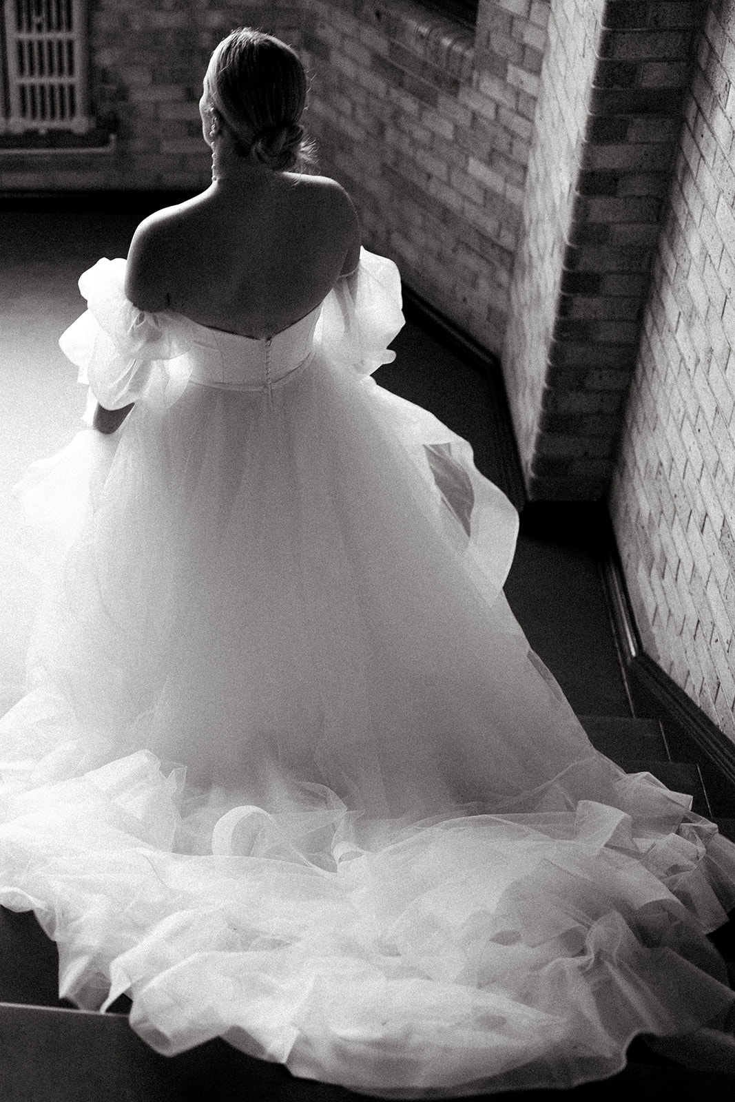 black and white photography, bridal portraits, modern wedding inspiration