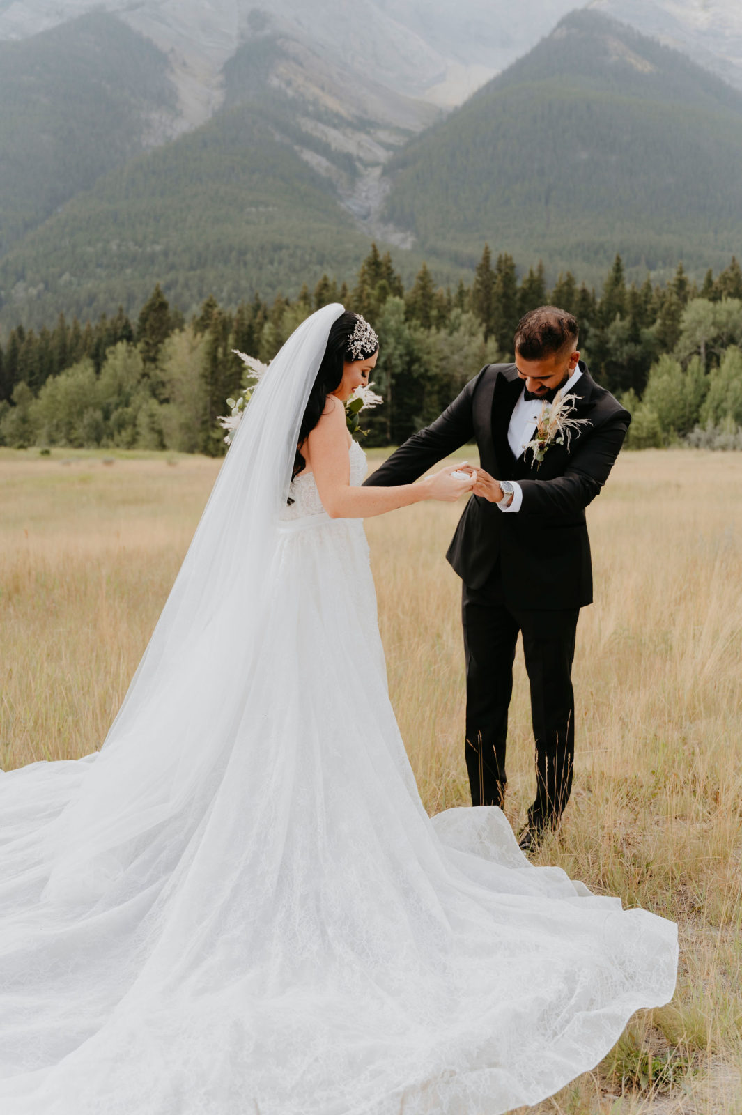 wedding first look in the Rocky Mountains, outdoor summer wedding