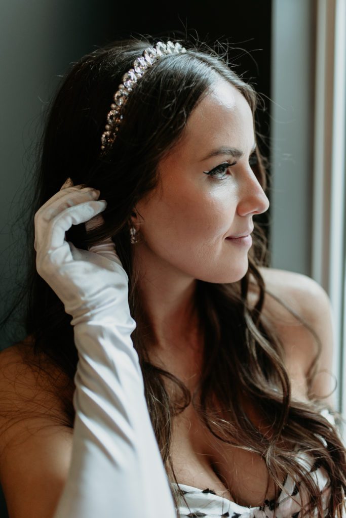 20 Bridal Headbands for The Effortlessly Chic Bride Brontë Bride — free download