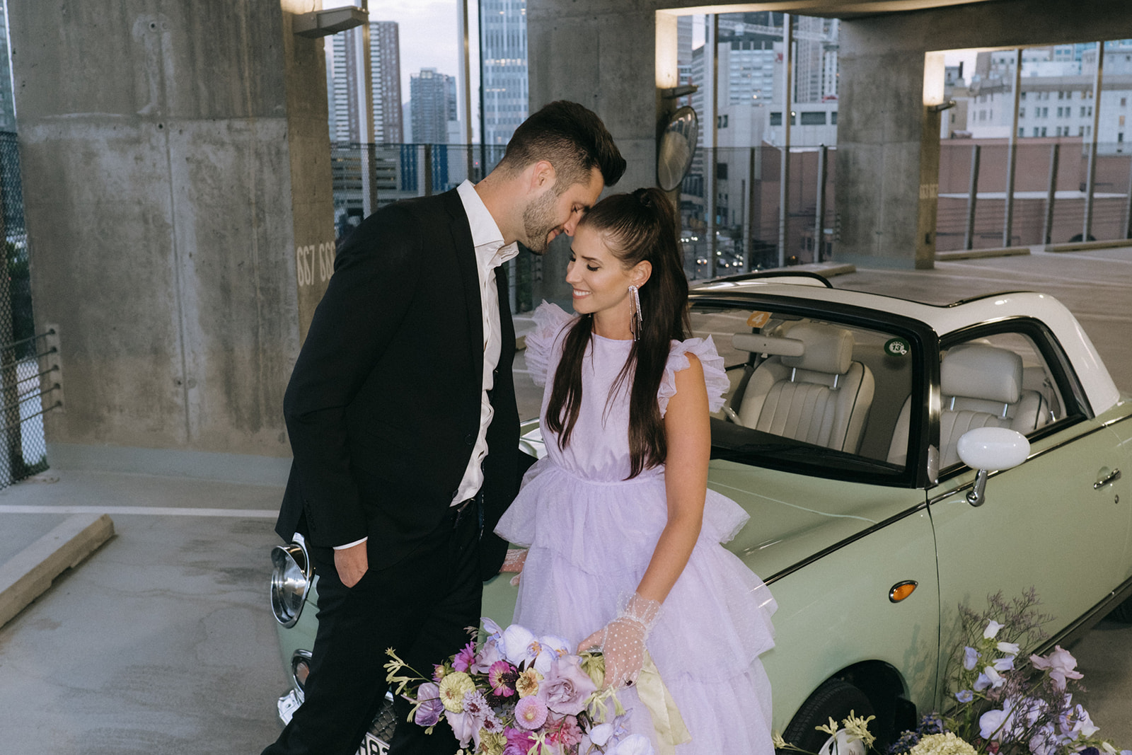 retro wedding with purple color palette and vintage car, alternative floral bouquet, wedding bouquet inspiration 