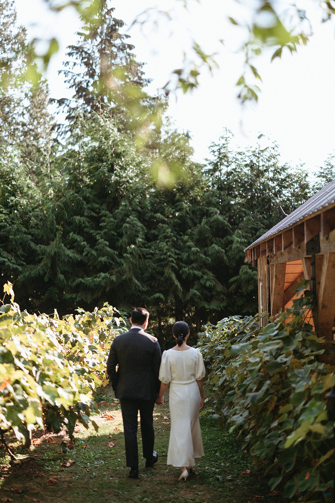 outdoor fall wedding, greenhouse wedding, bridal portraits, classic wedding inspiration