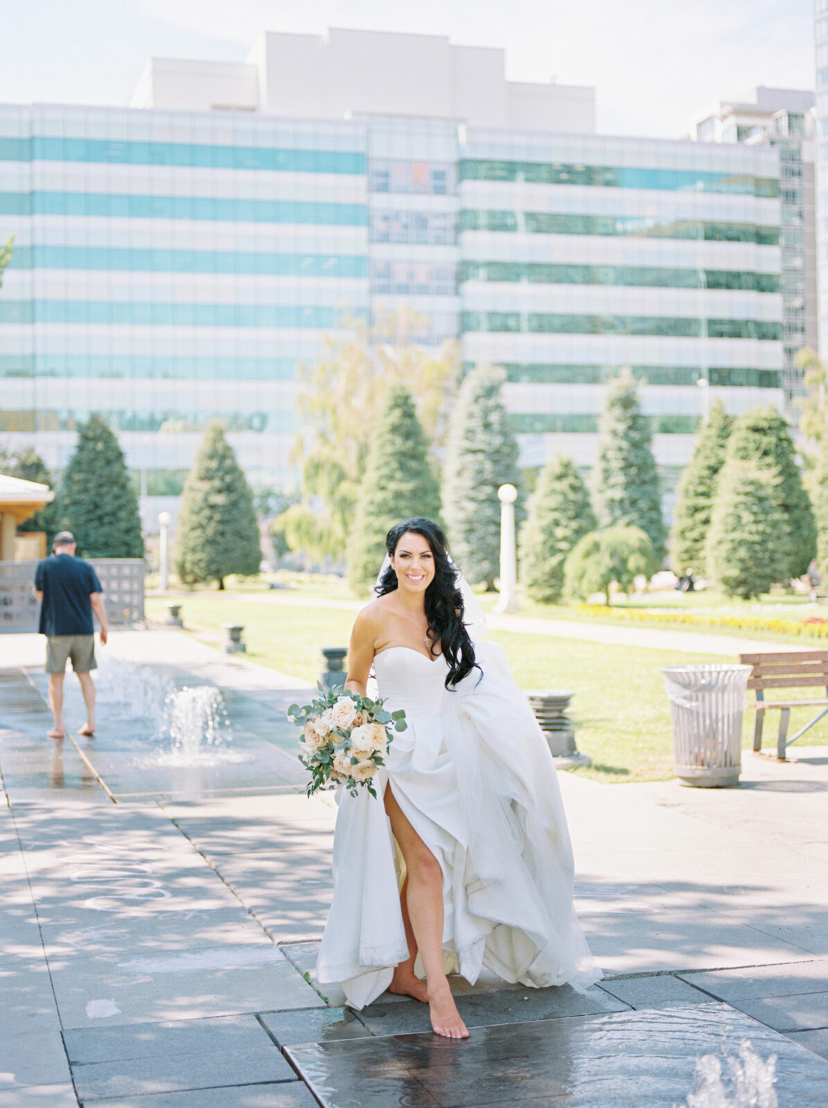 bridal portraits in downtown Calgary 