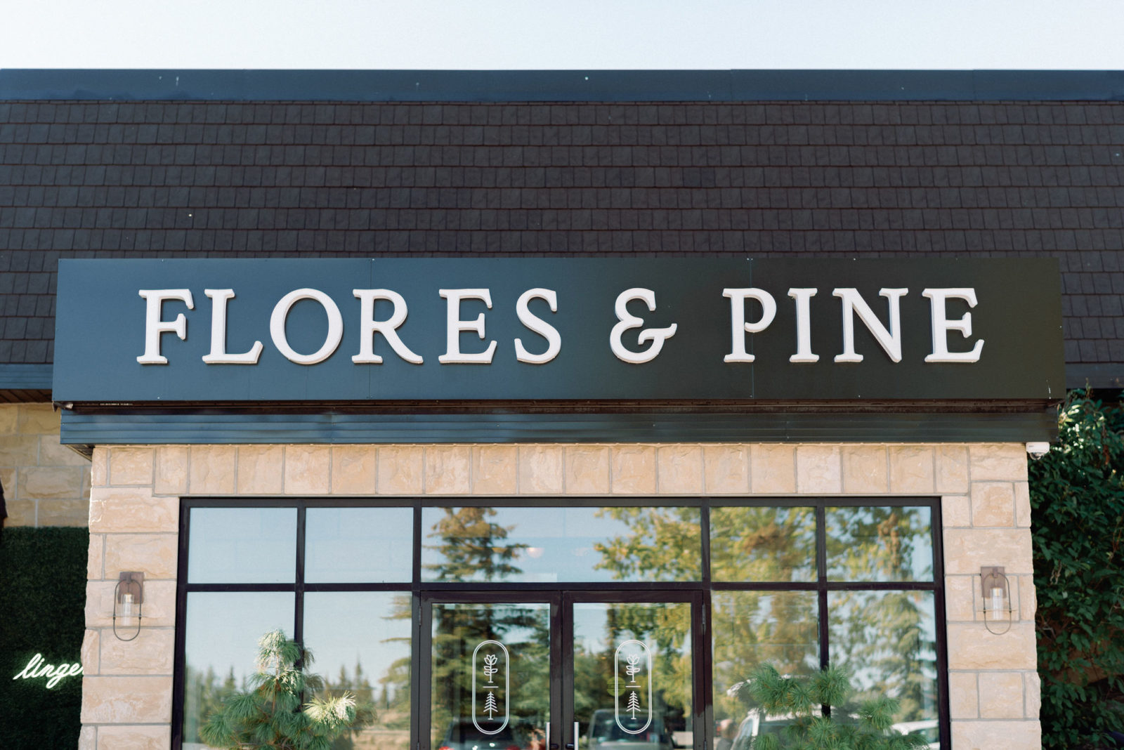 Flores & Pine wedding venue in Calgary, AB