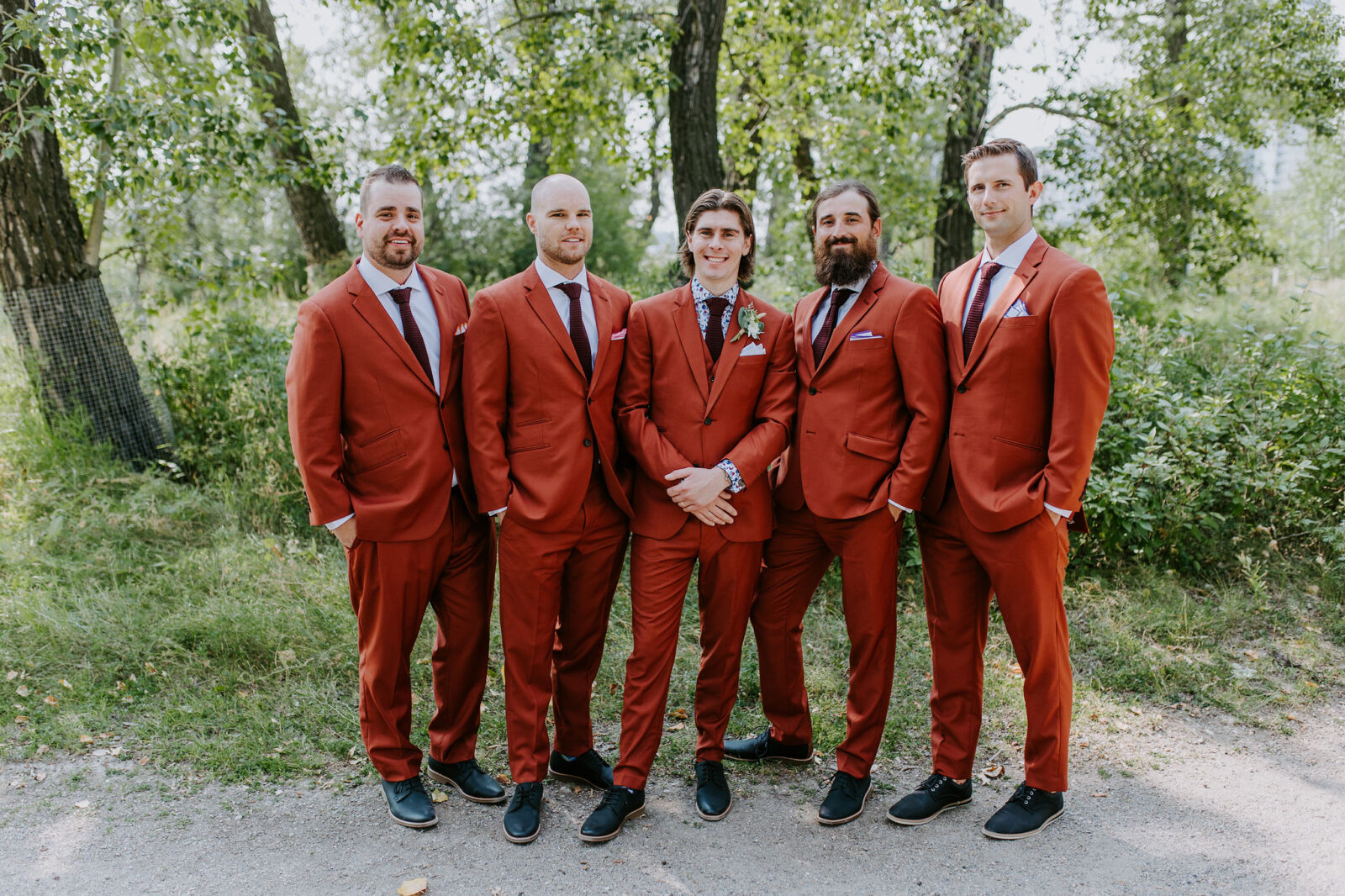 groomsmen attire in ruse suits, groomsmen wedding photography 